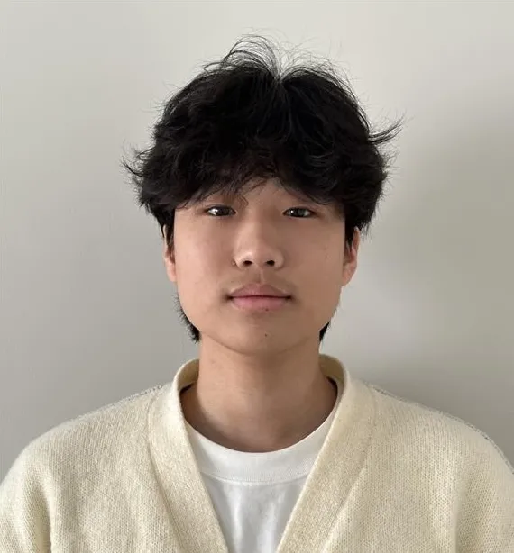 Portrait of Daniel Liang